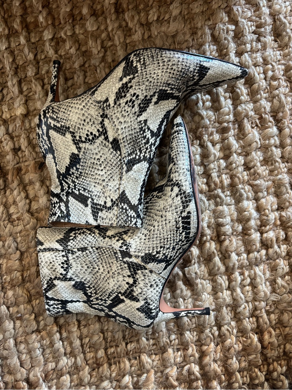 Schutz Python snakeskin Booties size 7